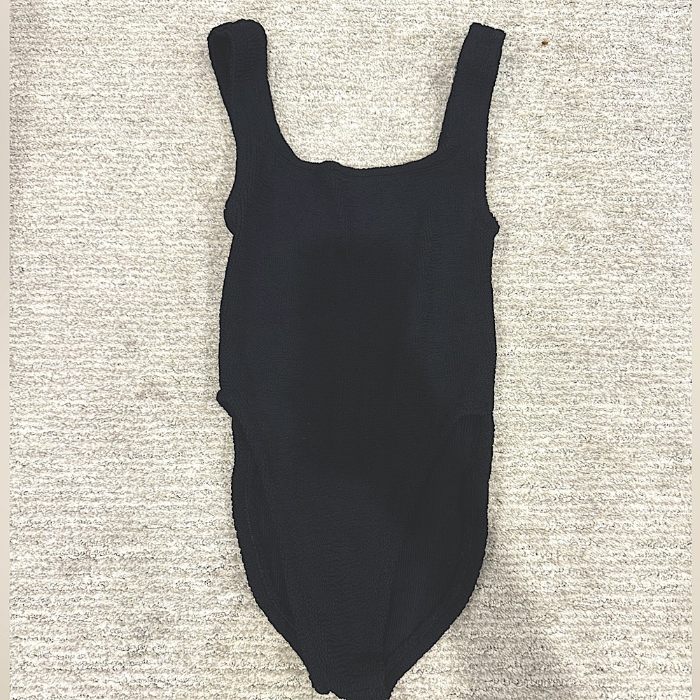 HunzaG Black Square Neck Swim OS